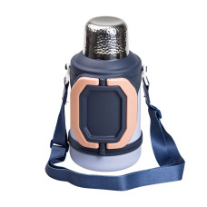 Термос Vacuum Cup 1.5 літра з ремінцем і складною ручкою темно-синій (LG-2394098871) Термос Vacuum Cup 1.5 літра з ремінцем і складною ручкою темно-синій (LG-2394098871)