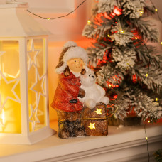 Новорічна декоративна фігурка з підсвіткою 12×6×20 см Новорічний декор Дівчинка з подарунком з порцеляни CR-5-17 (LG-CR-5-17)